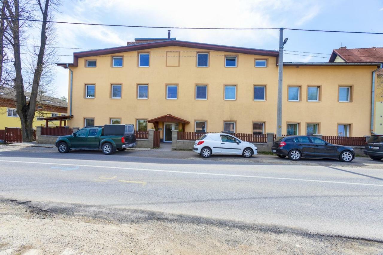 Apartman Zara Veľký Slavkov Buitenkant foto