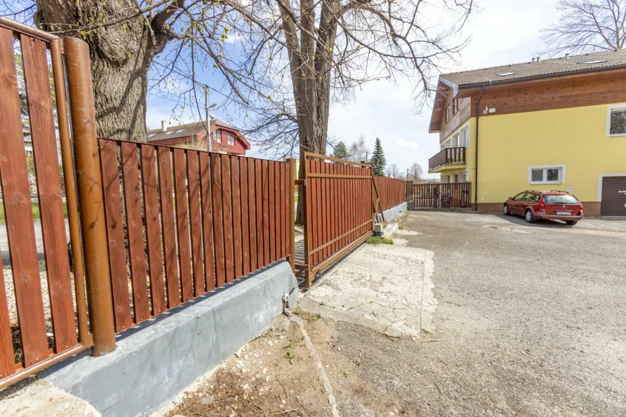 Apartman Zara Veľký Slavkov Buitenkant foto