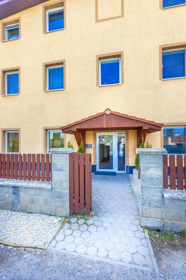 Apartman Zara Veľký Slavkov Buitenkant foto